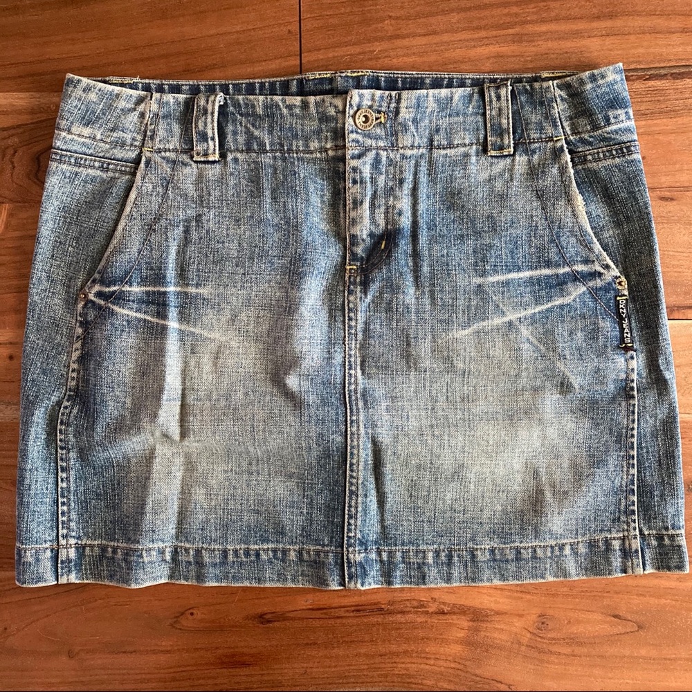 DKNY JEANS denim mini skirt 10 - Picture 2 of 5